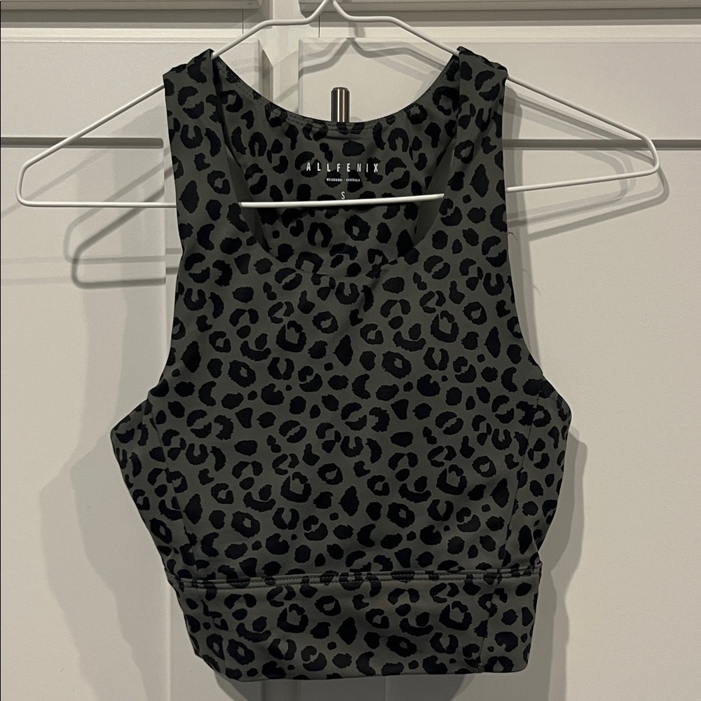 Allfenix Long Line Cheetah Print Sports Bra